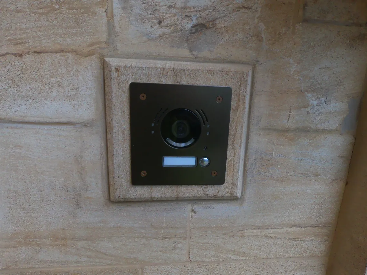 Video door entry panel