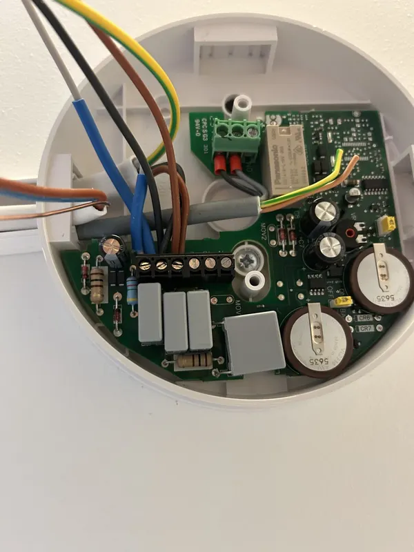 Alarm base wired, before the head goes on