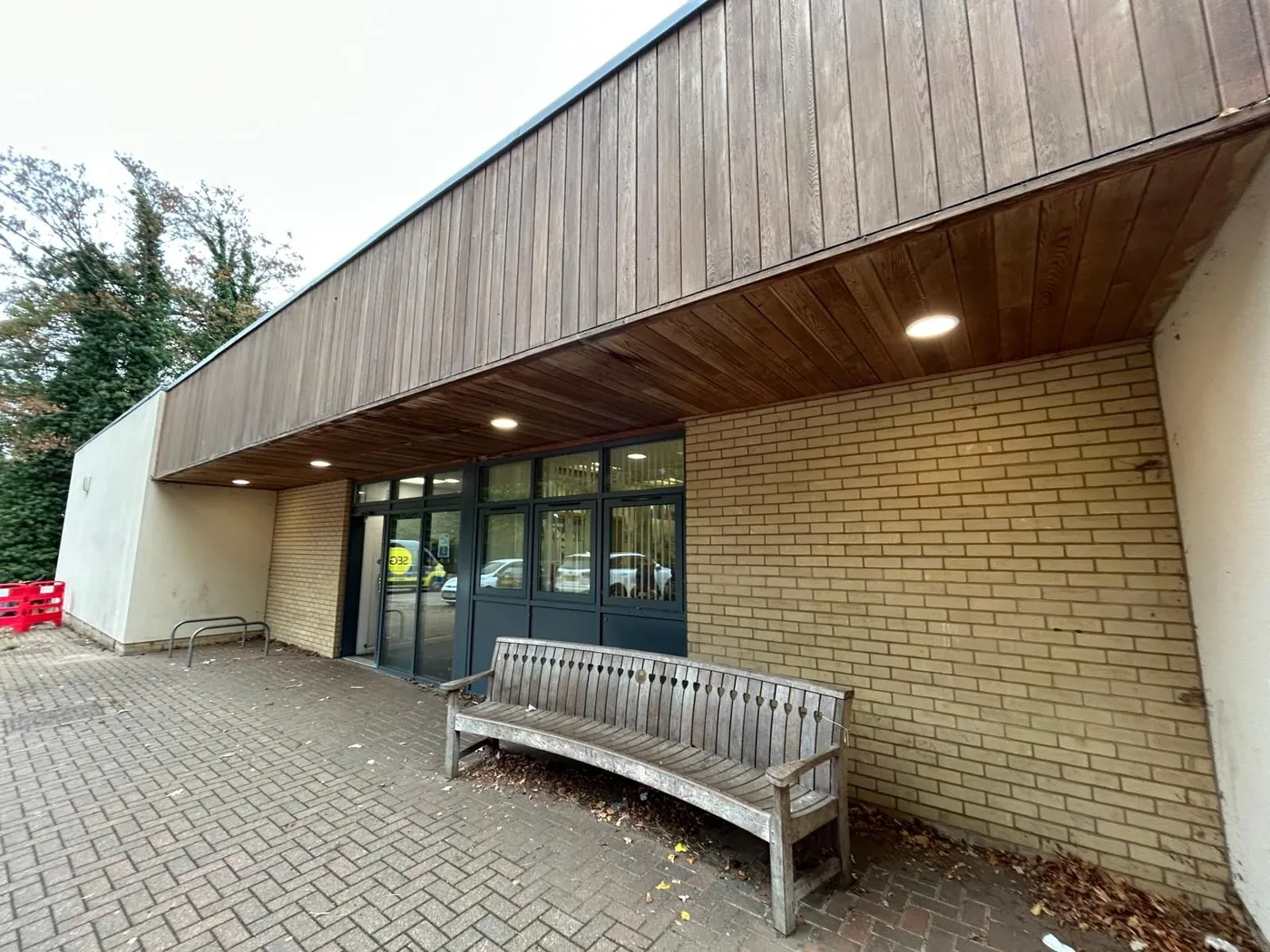 LED lighting upgrade, Secondary school, Ware